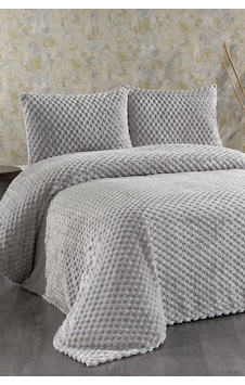 Cordoba Peluş Çift Kişilik Yatak Örtüsü Gri Gri Cordoba Peluş Çift Kişilik Yatak Örtüsü Gri Gri