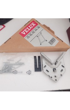 Velux 25,01,02,04,06 Çatı Penceresi Aparat Takımı