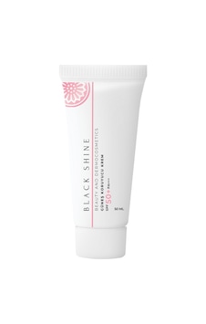 Black Shine Spf 50+ Yüz Güneş Kremi - Normal Ve Kuru Ciltler Için Leke Karşıtı Günlük Kullanım 50 Ml