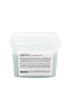 Davines Minu Boyali Saçlar İçin Koruyucu Saç Bakim Kremi 250 ML Davines Minu Boyali Saçlar İçin Koruyucu Saç Bakim Kremi 250 ML