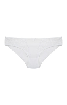 Lüx Drm Yumuşak Dantelli Bikini Külot Beyaz 5 Adet 2510 Beyaz Lüx Drm Yumuşak Dantelli Bikini Külot Beyaz 5 Adet 2510 Beyaz