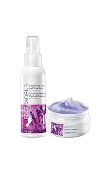 Avon Lavanta Özlü Ayak Gece Kremi 150 ML + Koku Önleyici Sprey 100 ML Avon Lavanta Özlü Ayak Gece Kremi 150 ML + Koku Önleyici Sprey 100 ML