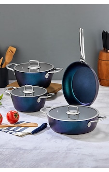 Polochef Quatro Döküm Granit 7 Parça Tencere Ve Tava Seti Mor Mavi Polochef Quatro Döküm Granit 7 Parça Tencere Ve Tava Seti Mor Mavi