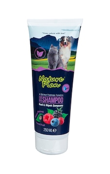 Nature Plan Orman Meyveli Tüp Şampuan 250 ML