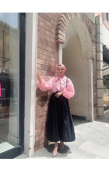 Hasenna Etks002 Arkadan Fermuarlı Balon Etek Siyah Hasenna Etks002 Arkadan Fermuarlı Balon Etek Siyah