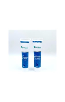 Petamin Kediler İçin Tüy Yumağı Önleyici Macun 2 x 100 G Petamin Kediler İçin Tüy Yumağı Önleyici Macun 2 x 100 G
