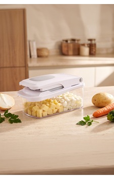 Aryıldız Clever Hazneli Doğrayıcı - 1600 Ml Aryıldız Clever Hazneli Doğrayıcı - 1600 Ml