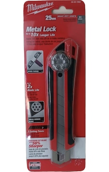 Milwaukee 25mm ayarlı maket bıçağı Milwaukee 25mm ayarlı maket bıçağı