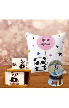 Panda Kutulu Kupa Ve Iyi Ki Doğdun Yastık Seti Ile Işıklı Kar Küresi Hediye Panda Kutulu Kupa Ve Iyi Ki Doğdun Yastık Seti Ile Işıklı Kar Küresi Hediye