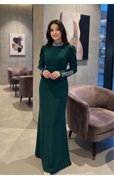 Dorne Moda Taş İşlemeli Yaka Ve Kol Detaylı Uzun Davet Elbisesi Yeşil Yeşil Dorne Moda Taş İşlemeli Yaka Ve Kol Detaylı Uzun Davet Elbisesi Yeşil Yeşil
