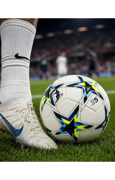 Spor Futbol Antrenman Topu Yüksek Dayanıklı Dikişli Kaymaz Yüzey Tasarımı Spor Futbol Antrenman Topu Yüksek Dayanıklı Dikişli Kaymaz Yüzey Tasarımı