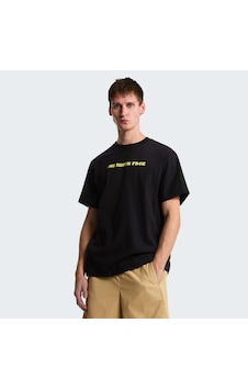 The North Face M Logo Twist Relaxed Short Sleeve Tee-gr Erkek T-shirt-33073 Siyah The North Face M Logo Twist Relaxed Short Sleeve Tee-gr Erkek T-shirt-33073 Siyah
