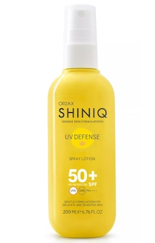 Shiniq Güneş Koruyucu Vücut Spreyi Spf 50+ 200ml Shiniq Güneş Koruyucu Vücut Spreyi Spf 50+ 200ml