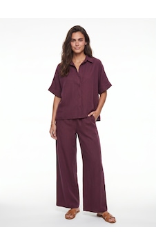 Onloox Kadın Bordo Mürdüm Akışkan Kumaş Kısa Kollu Oversize Düğmeli Beli Lastikli Geniş Paça PantolTakım Onloox Kadın Bordo Mürdüm Akışkan Kumaş Kısa Kollu Oversize Düğmeli Beli Lastikli Geniş Paça PantolTakım
