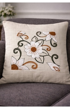 Punch Panç Nakışlı İşlemeli Kırlent Kılıfı 43x43cm Dekoratif Gündelik Kırlent Kılıfı - 1 Adet Sarmaşık Papatya Punch Panç Nakışlı İşlemeli Kırlent Kılıfı 43x43cm Dekoratif Gündelik Kırlent Kılıfı - 1 Adet Sarmaşık Papatya