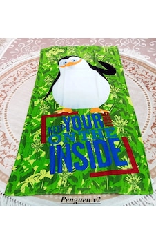 Madagascar Lisanslı Çocuk Plaj Havlusu-Penguen V2