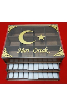 3 Katlı Kırılmaz Cam Kapaklı Tesbih Saat Ve Takı Dolabı