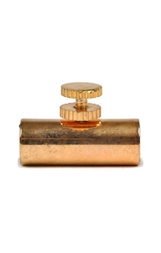 Gewa 415361 Kurt Kesici Gold/sarı Şık Altın Kaplama Çello Ve Viyola İçin Akustik Düzenleyici Ve Ses Netleştirici Gewa 415361 Kurt Kesici Gold/sarı Şık Altın Kaplama Çello Ve Viyola İçin Akustik Düzenleyici Ve Ses Netleştirici