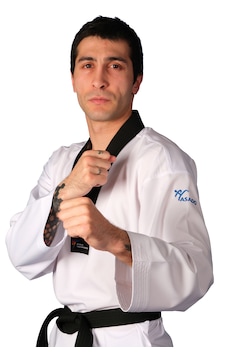 Haşado Wt Onaylı Profesyonel Siyah Yaka Ultra Fıghter Taekwondo Elbisesi Beyaz Haşado Wt Onaylı Profesyonel Siyah Yaka Ultra Fıghter Taekwondo Elbisesi Beyaz
