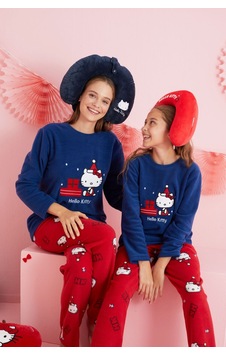 Siyah İnci Lisanslı Polar Çok Renkli Nakışlı Bisklet Yaka Pijama Takım Hk300 Lacivert Siyah İnci Lisanslı Polar Çok Renkli Nakışlı Bisklet Yaka Pijama Takım Hk300 Lacivert
