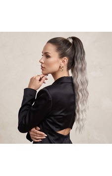 Lastik Tokalı At Kuyruğu Su Dalgalı - Koyu Kumral / Gümüş Platin Ombre Çok Renkli Lastik Tokalı At Kuyruğu Su Dalgalı - Koyu Kumral / Gümüş Platin Ombre Çok Renkli