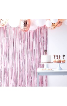 Metalize Arka Fon Perde Pembe Renk 90 CM 200 CM İki Tarafı Metalize Arka Fon Perde Pembe Renk 90 CM 200 CM İki Tarafı