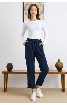 Olcay Bağcık Detaylı Beli Lastikli Soft Denim Pantolon Lacivert 7586 Olcay Bağcık Detaylı Beli Lastikli Soft Denim Pantolon Lacivert 7586