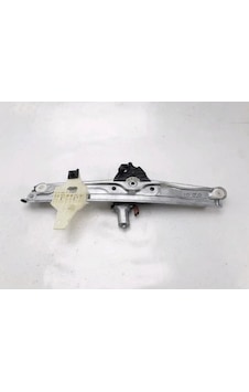 Dacia Sandero Iıı Ön Sağ Cam Krikosu Ürün Natural Kutu Oem No 807207678r