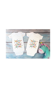 Babylimon Özel Tasarım Lisanslı Hero Mommy Daddy Ikili Bebek Body 2li Anne Baba Bebek Badi Zıbın Beyaz - 567126305 Beyaz Babylimon Özel Tasarım Lisanslı Hero Mommy Daddy Ikili Bebek Body 2li Anne Baba Bebek Badi Zıbın Beyaz - 567126305 Beyaz