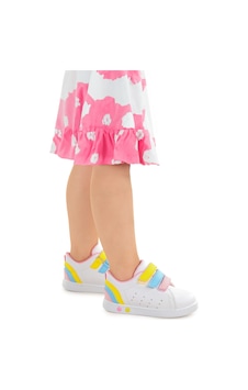 Kiko Kids Lunce Cırtlı Işıklı Kız Bebek Spor Ayakkabı Beyaz - Pembe Kiko Kids Lunce Cırtlı Işıklı Kız Bebek Spor Ayakkabı Beyaz - Pembe