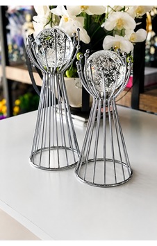 Vera Modern Dekoratif 2 Li Metal Cam Küreli Süs Eşyası Obje Krom Vera Modern Dekoratif 2 Li Metal Cam Küreli Süs Eşyası Obje Krom