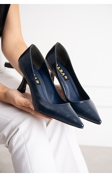 Dabab Shoes Belen Lacivert Kadın Kırışık Rugan Sivri Burun 7 Cm İnce Topuklu Stiletto Ayakkabı Dabab Shoes Belen Lacivert Kadın Kırışık Rugan Sivri Burun 7 Cm İnce Topuklu Stiletto Ayakkabı