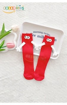 Color Socks Kırmızı Çocuk Mıknatıslı El Ele Tutuşan Çoraplar Topuksuz Kırmızı Color Socks Kırmızı Çocuk Mıknatıslı El Ele Tutuşan Çoraplar Topuksuz Kırmızı