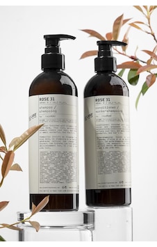 Le Labo Rose 31 Shampoo 480 Ml + Conditioner 480 Ml Le Labo Rose 31 Shampoo 480 Ml + Conditioner 480 Ml