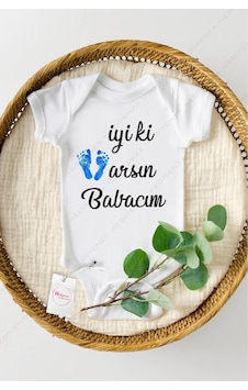 Hediyenza İyi ki Varsın Babacım Özel Tasarım Bebek Zıbın Pamuklu Çıtçıtlı Body Beyaz Hediyenza İyi ki Varsın Babacım Özel Tasarım Bebek Zıbın Pamuklu Çıtçıtlı Body Beyaz
