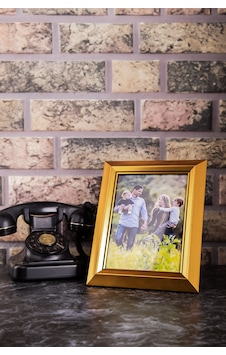 Yeni Sezon 15x21 Gold Piramit Çerçeve Yeni Sezon 15x21 Gold Piramit Çerçeve