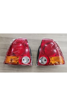 Mars Tech Hyundai Accent Admira Admire Sağ + Sol Arka Far Stop Lamba Takım Duysuz 2003-2006