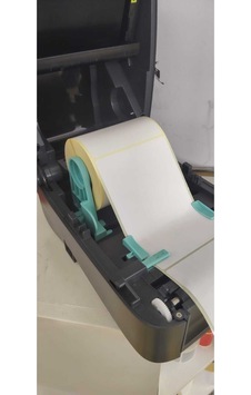 150x100 Kuşe Etiket 1 Rulo 300 Sarım 40 Lık Kuka Diğer 150x100 Kuşe Etiket 1 Rulo 300 Sarım 40 Lık Kuka Diğer