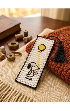 Snoopy Kanaviçe Kitap Ayracı