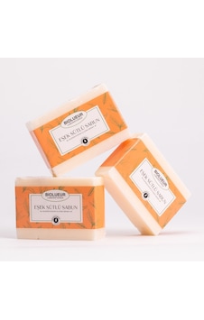 Biolueur Eşek Sütlü Doğal Bakım Sabunu 3 x 150 G Biolueur Eşek Sütlü Doğal Bakım Sabunu 3 x 150 G