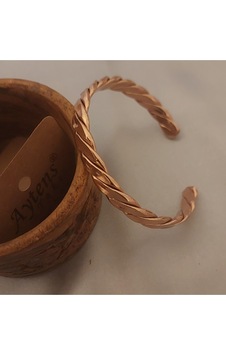 Bakır Örgü Desenli Bileklik - El Yapımı, Şık Ve Sağlıklı Sadece Bileklik Beyaz Bakır Örgü Desenli Bileklik - El Yapımı, Şık Ve Sağlıklı Sadece Bileklik Beyaz