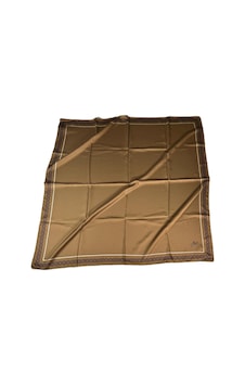 Aker 90 90 Polyester Twill Eşarp 8578795-931 Aker 90 90 Polyester Twill Eşarp 8578795-931