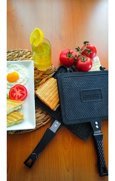 Amboss Kuvars Tost Tavası 25X20 Cm Siyah Amboss Kuvars Tost Tavası 25X20 Cm Siyah