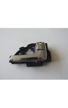 Hyundai Ix35- 10/15 Arka Kapı İç Açma Kolu Sağ Nikelajlı Euro Body 82620-2s010 Hyundai Ix35- 10/15 Arka Kapı İç Açma Kolu Sağ Nikelajlı Euro Body 82620-2s010