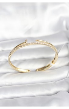 Pirinç Gold Renk Zirkon Taşlı Çivi Model Kadın Kelepçe Bileklik - Lisinya Pirinç Gold Renk Zirkon Taşlı Çivi Model Kadın Kelepçe Bileklik - Lisinya