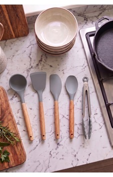 Bambu Saplı Gri Silikon Servis Seti 5 Parça Yanmaz Yapışmaz Silikon Mutfak Gereçleri Kepçe, Spatula, Kaşık Ve Kilitli Mutfak Maşası Gri Gri Bambu Saplı Gri Silikon Servis Seti 5 Parça Yanmaz Yapışmaz Silikon Mutfak Gereçleri Kepçe, Spatula, Kaşık Ve Kilitli Mutfak Maşası Gri Gri