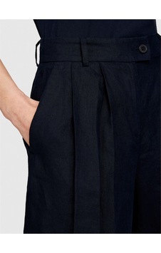 Sisley %100 Keten Önü Çift Pileli Şort Kadın Lacivert Şort - 324p4aghl9013 Sisley %100 Keten Önü Çift Pileli Şort Kadın Lacivert Şort - 324p4aghl9013