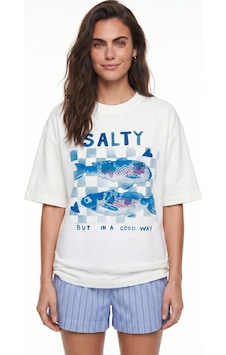Onloox Kadın Beyaz Beyaz Pamuklu Bisiklet Yaka Oversize Düşük Omuz Salty Grafik Baskılı Kısa Kollu T-shirt Onloox Kadın Beyaz Beyaz Pamuklu Bisiklet Yaka Oversize Düşük Omuz Salty Grafik Baskılı Kısa Kollu T-shirt