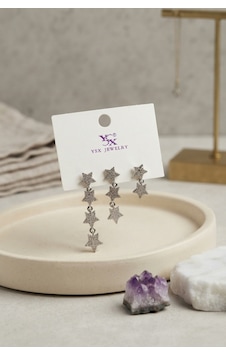 Pirinç Gümüş Renk Zirkon Taşlı Sallantılı Yıldız Model Kadın Küpe Seti Çok Renkli Pirinç Gümüş Renk Zirkon Taşlı Sallantılı Yıldız Model Kadın Küpe Seti Çok Renkli