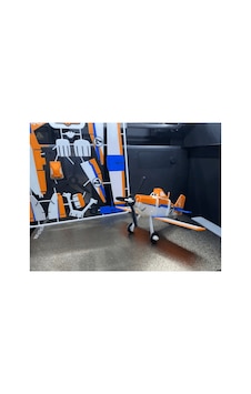 Turuncu, Beyaz Ve Mavi Yarış Uçağı Kit Kart - Parçalı Yapıda Kendin Yap Dıy Hobi Maketi, Pervaneli Çizgi Film Tarzı Uçak Oyuncak, Çocuklar Ve Koleksiyoncular İçin Masaüstü Dekor Süsü 17x17 Cm Turuncu, Beyaz Ve Mavi Yarış Uçağı Kit Kart - Parçalı Yapıda Kendin Yap Dıy Hobi Maketi, Pervaneli Çizgi Film Tarzı Uçak Oyuncak, Çocuklar Ve Koleksiyoncular İçin Masaüstü Dekor Süsü 17x17 Cm